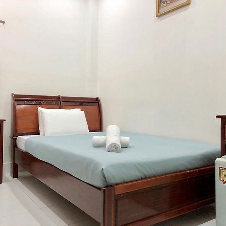 Saigon Cozy2 Hotel At 241 Pham Ngu Lao Street Хошимин Экстерьер фото