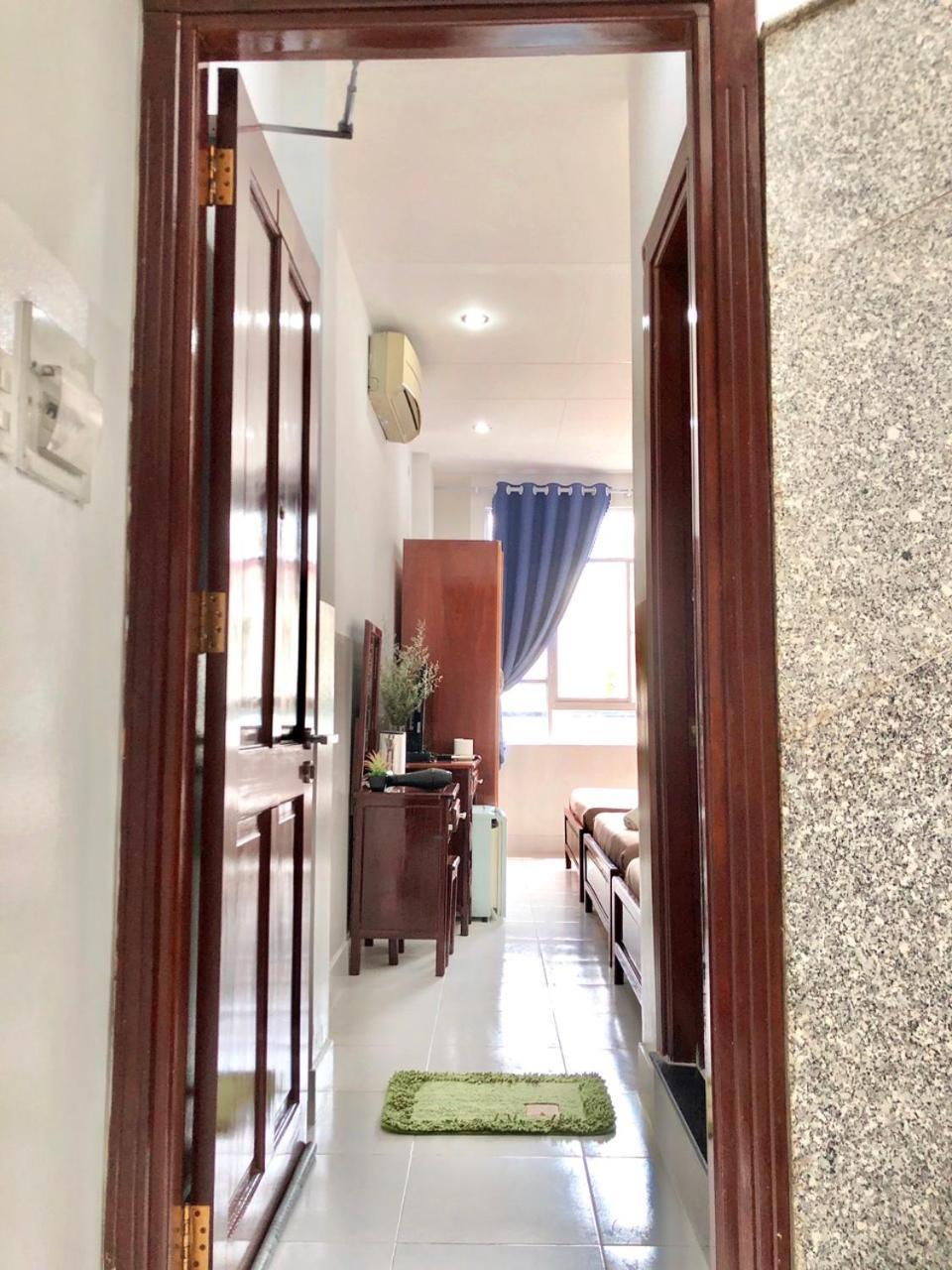 Saigon Cozy2 Hotel At 241 Pham Ngu Lao Street Хошимин Экстерьер фото